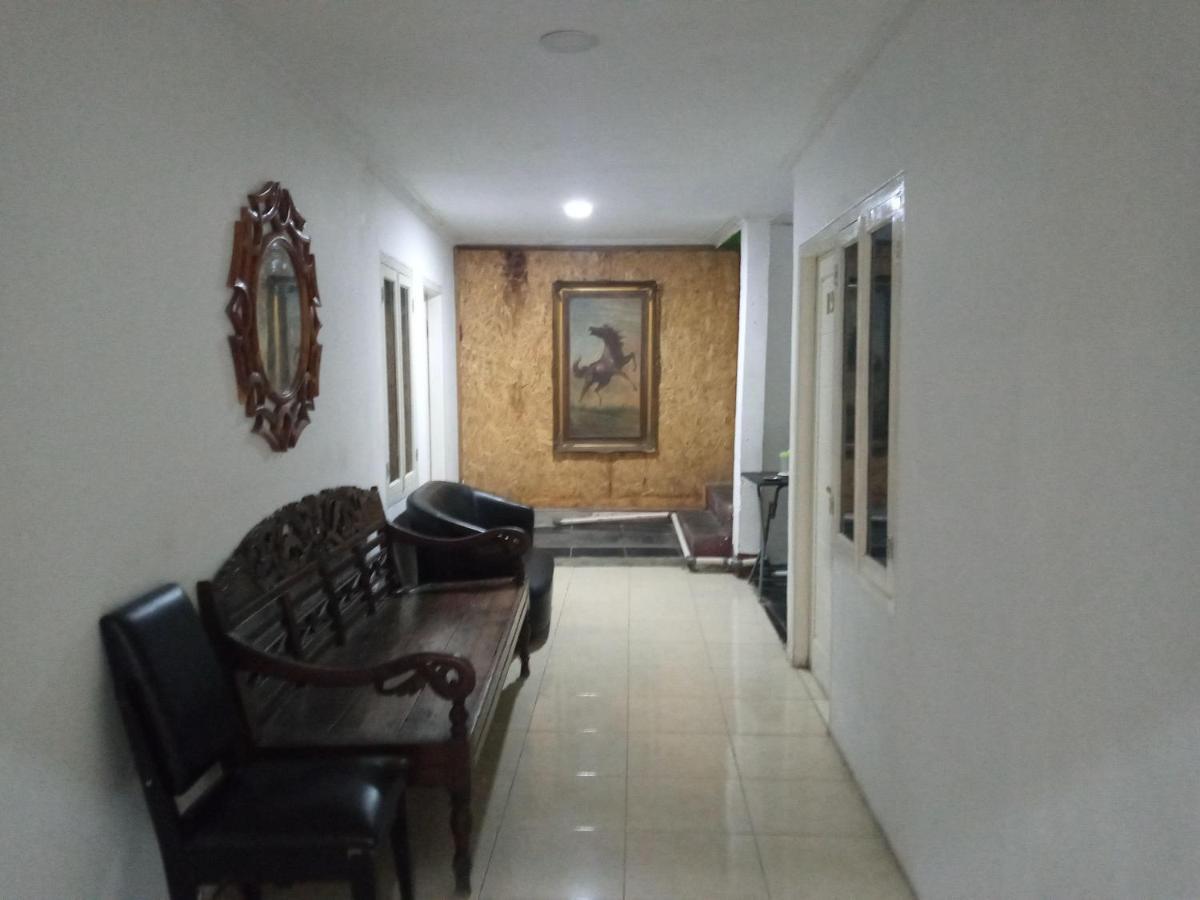 Urbanview Hotel Rio Life House Cianjur By Reddoorz Dış mekan fotoğraf