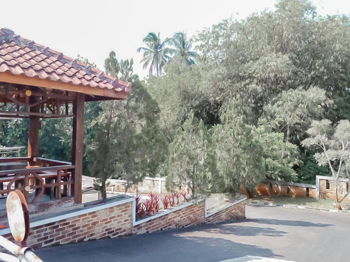 Urbanview Hotel Rio Life House Cianjur By Reddoorz Dış mekan fotoğraf