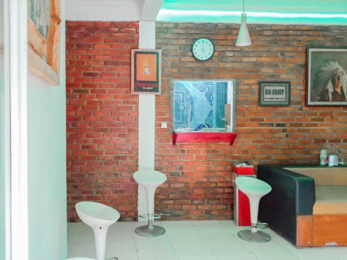 Urbanview Hotel Rio Life House Cianjur By Reddoorz Dış mekan fotoğraf