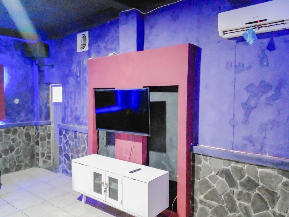 Urbanview Hotel Rio Life House Cianjur By Reddoorz Dış mekan fotoğraf