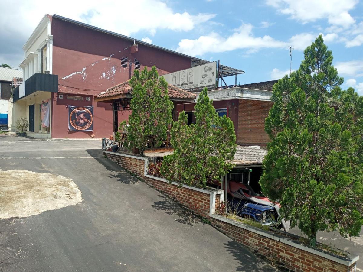 Urbanview Hotel Rio Life House Cianjur By Reddoorz Dış mekan fotoğraf